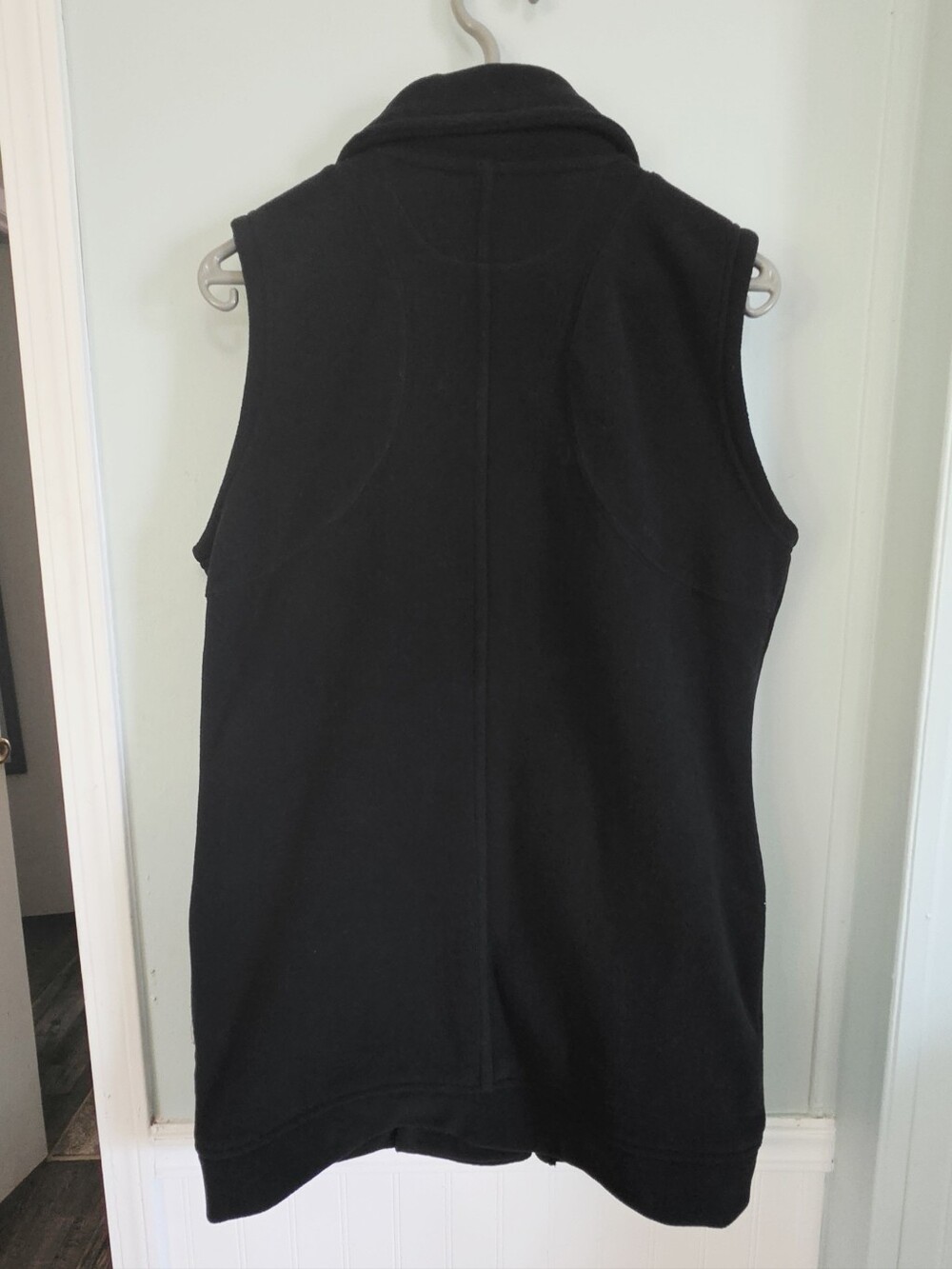 Calvin Klein Performance Vest - Picture 7 of 8